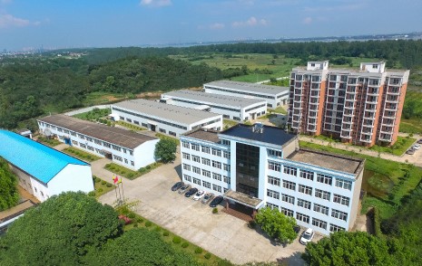 湖北昌利公司連續(xù)25年榮獲“守合同重信用企業(yè)”，始終將誠信經(jīng)營放在第一位！