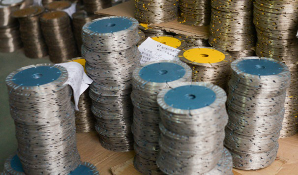 添加了稀土的石材切割片的金屬胎體會有怎樣的效果呢？