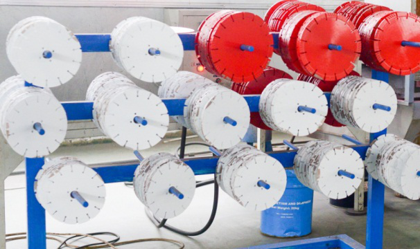 品牌陶瓷鋸片廠家對新型燒結(jié)工藝做了這樣的研究！