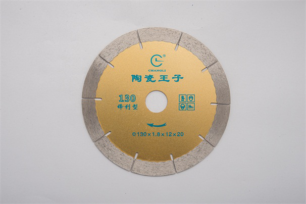 瓷磚外墻脫落？這些瓷磚切割片加工過(guò)的瓷磚還可以貼多久？